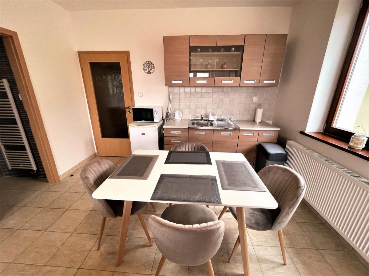 Hotel Tatransky Dom Sk Veľký Slavkov Esterno foto