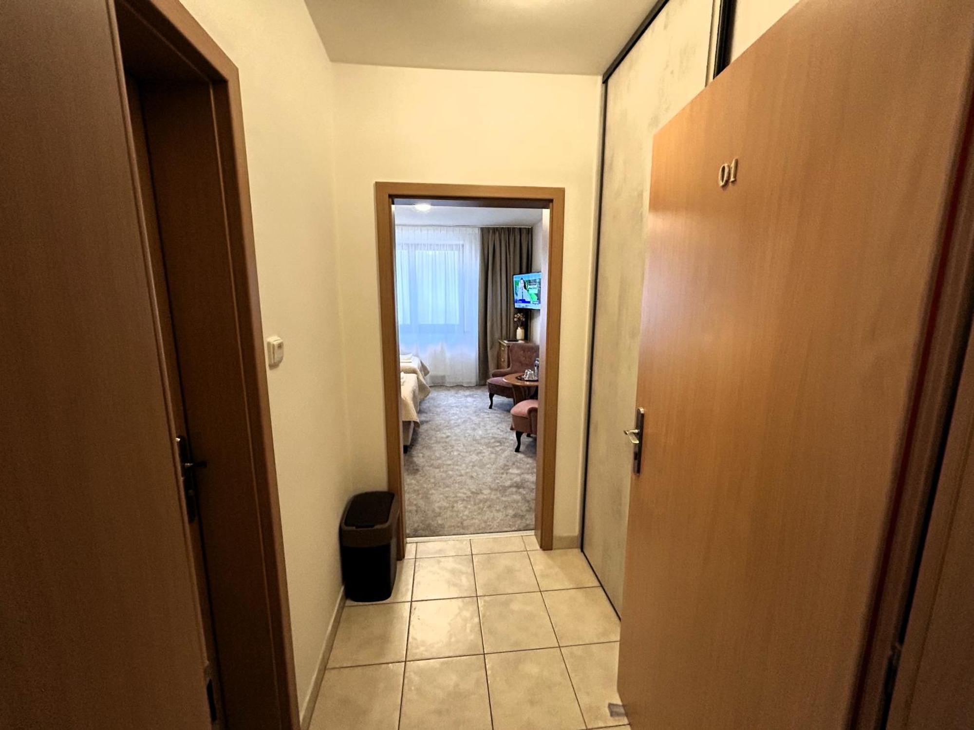 Hotel Tatransky Dom Sk Veľký Slavkov Esterno foto
