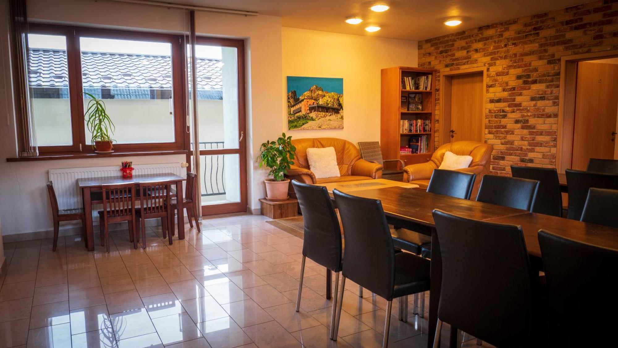 Hotel Tatransky Dom Sk Veľký Slavkov Esterno foto